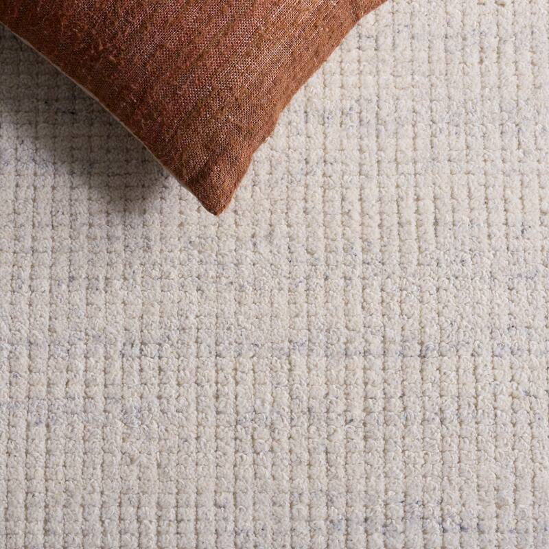 SAFAVIEH Handmade Natura Ausma Wool Rug