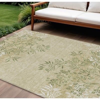 HomeRoots Floral Transitional Rectangle Outdoor Rug