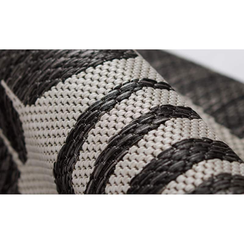 Novogratz by Momeni Villa Salerno Indoor Outdoor Rug