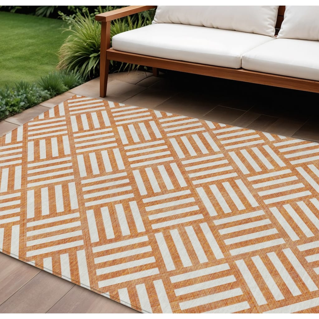 HomeRoots Geometric Transitional Rectangle Outdoor Rug