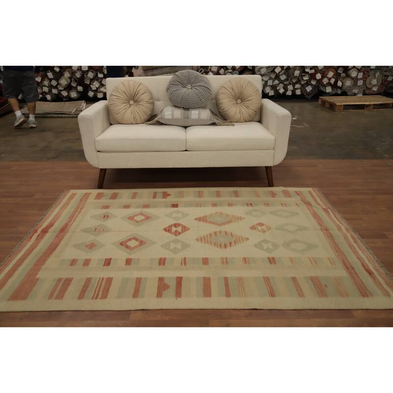 Hand Woven Oriental 100% Wool Carpet Southwestern Tribal Beige & Ivories Kilim Area Rug - 6' 9'' X 4' 8''