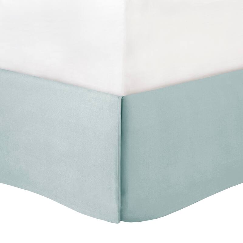 GDF Studio - Laurel 7-Piece Tufted Comforter Set with Decorative Pillows