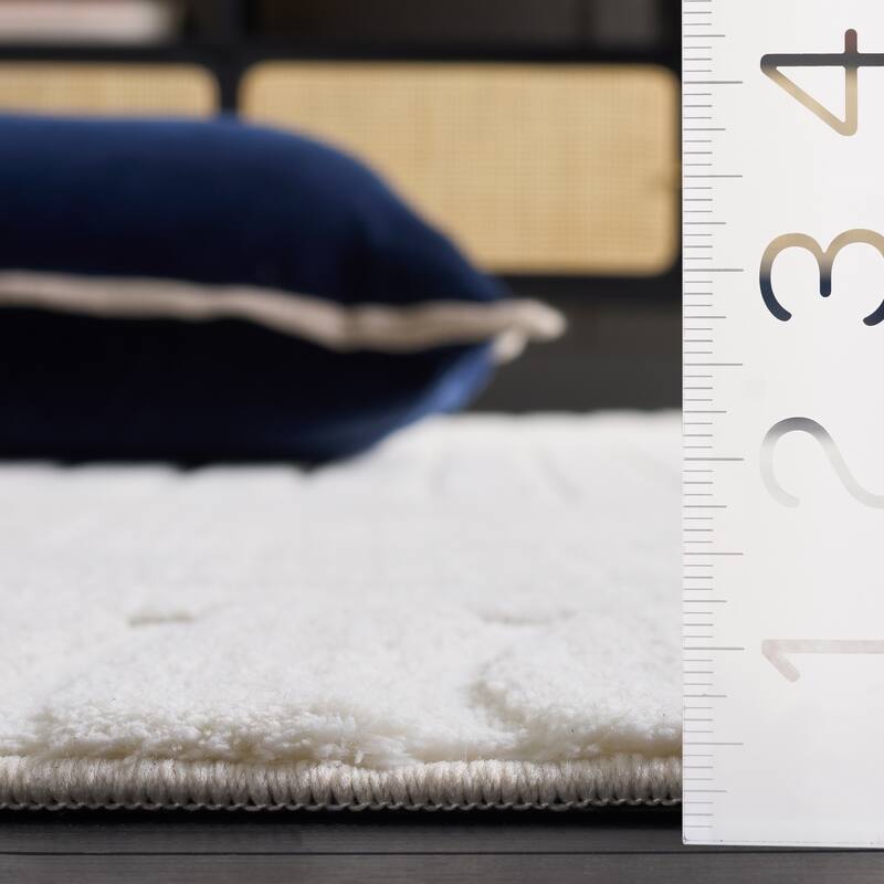 SAFAVIEH Versailles Smiljana Solid & Tonal Rug