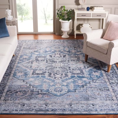 SAFAVIEH Tucson Machine Washable Slip Resistant Berglind Traditional Rug
