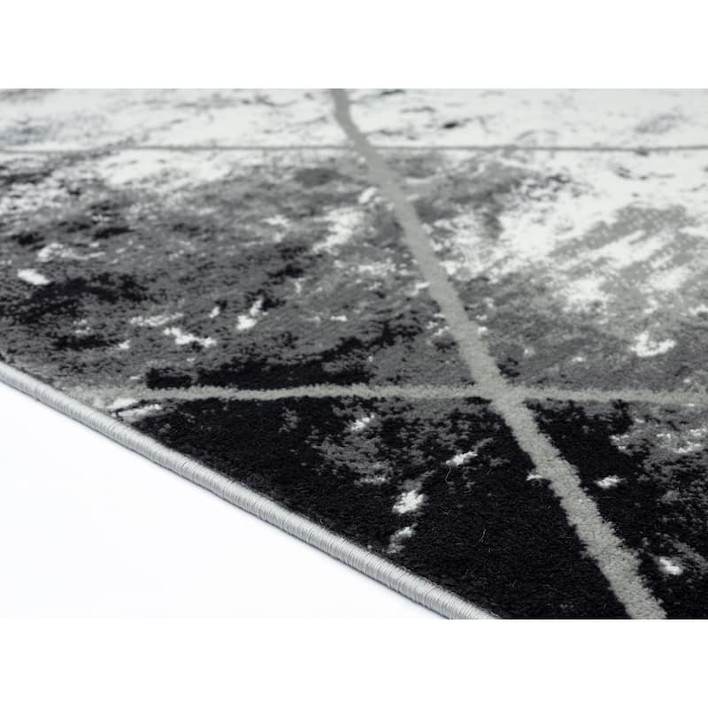 Samos Collection Distressed Trellis Area Rug