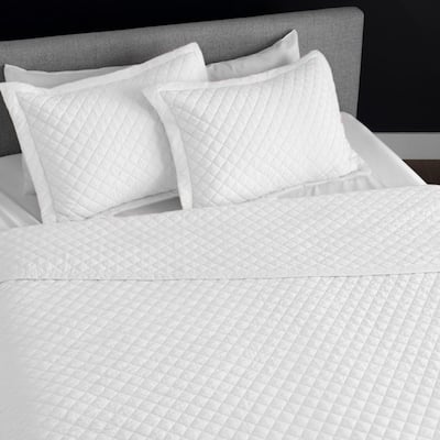 Jennifer Adams Eternal Diamond Quilted Sham
