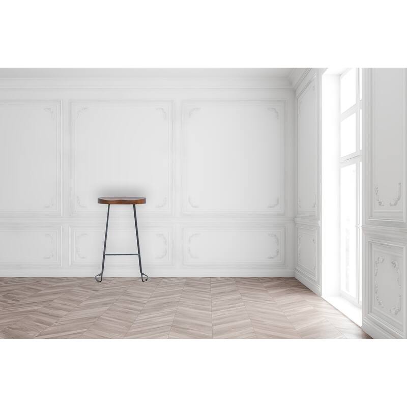 Stylish and Minimalist Bar Stool Easy to assemble