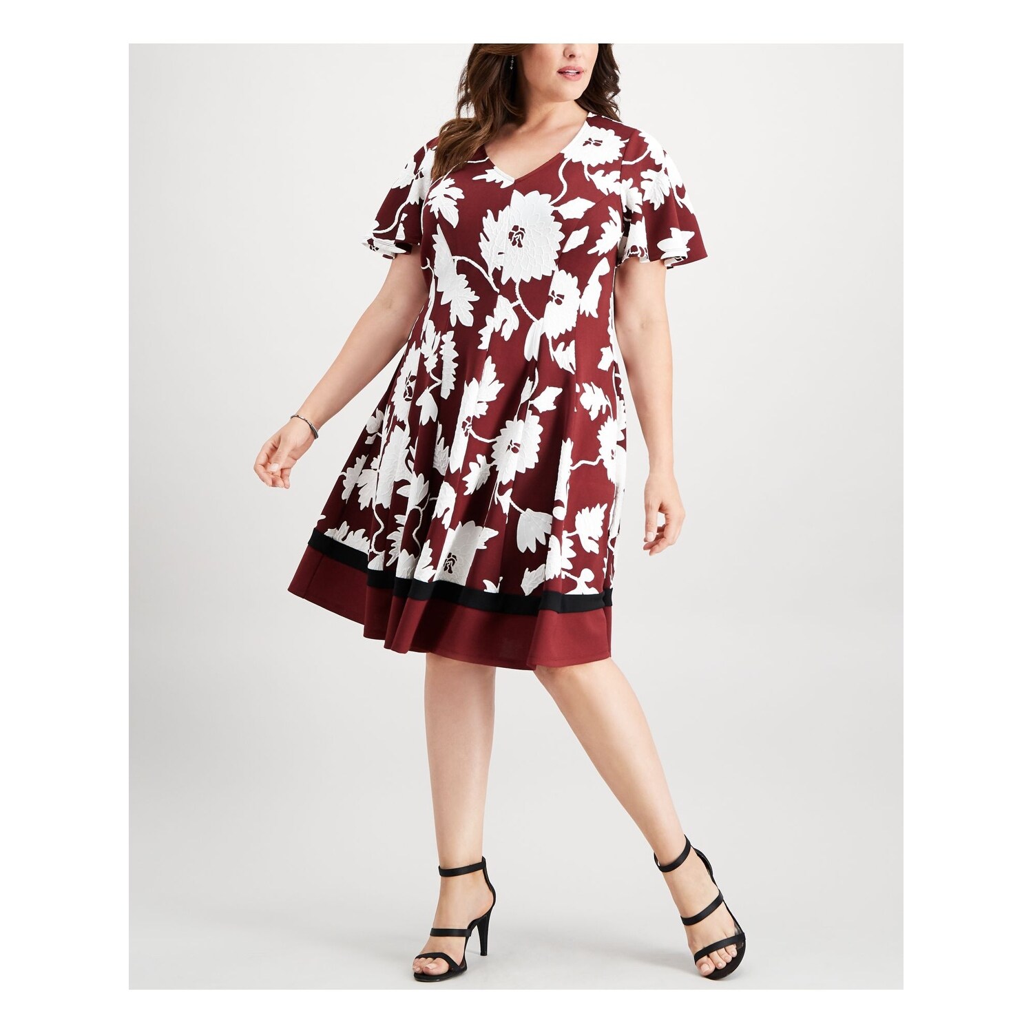Shop Signature Maroon Short Sleeve Knee Length Dress Size 1x