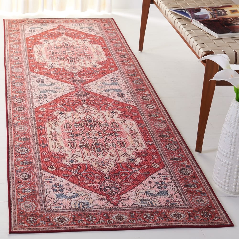 SAFAVIEH Tucson Machine Washable Slip Resistant Nevada Traditional Rug