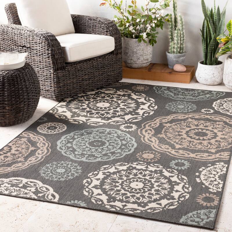 Artistic Weavers Arrigo Transitional Indoor/ Outdoor Area Rug - 3'7" x 5'7" - Dark Brown - 3'7" x 5'7"