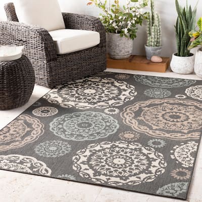 Artistic Weavers Arrigo Transitional Indoor/ Outdoor Area Rug - 3'7" x 5'7"