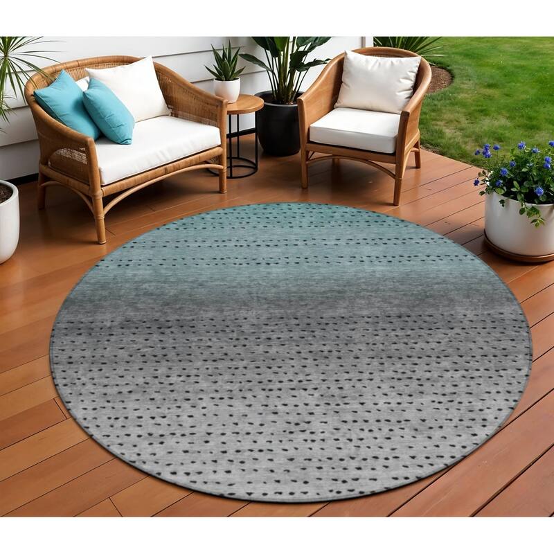 HomeRoots Abstract Transitional Rectangle Outdoor Rug - 8' Round