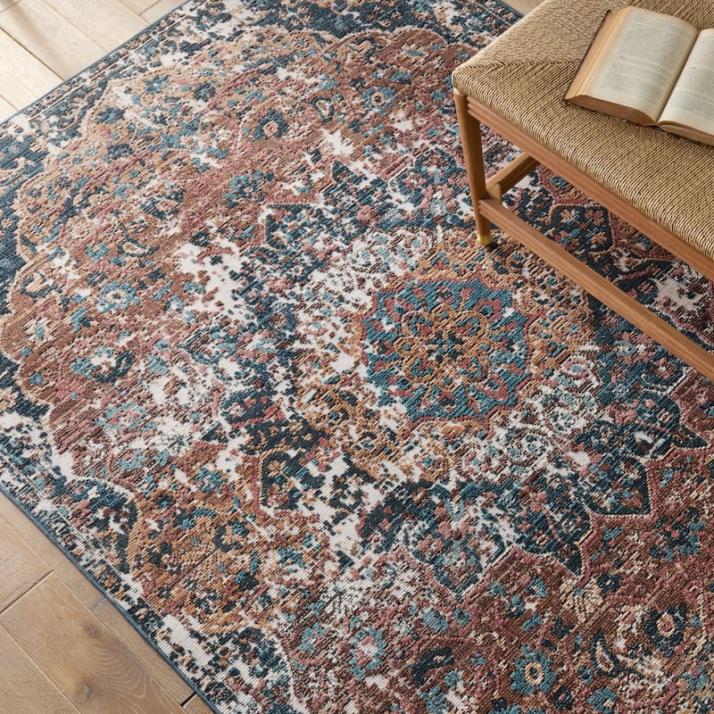 Akela Indoor/ Outdoor Medallion Area Rug