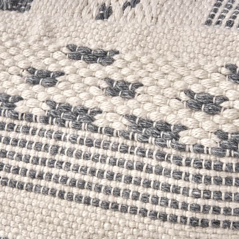 Modern Design Large Pouf，Softness And Comfort