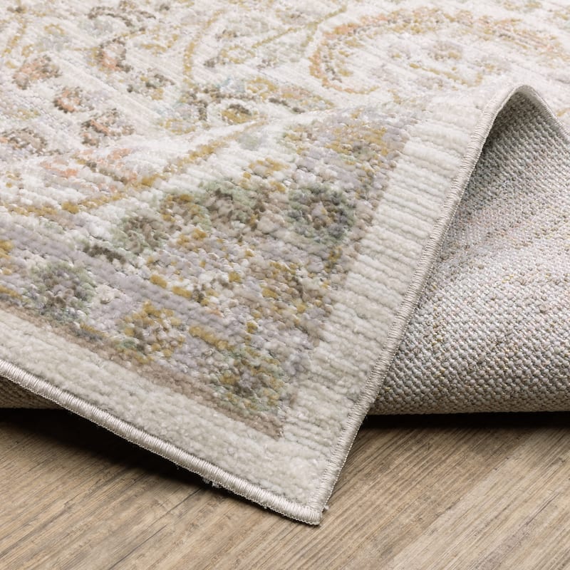 Calliope Textural Distressed Traditional Ivory/ Gold Area Rug