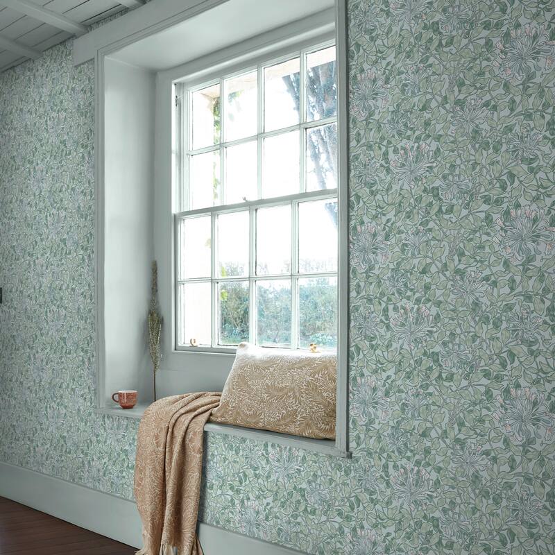 William Morris Honeysuckle Breeze Wallpaper