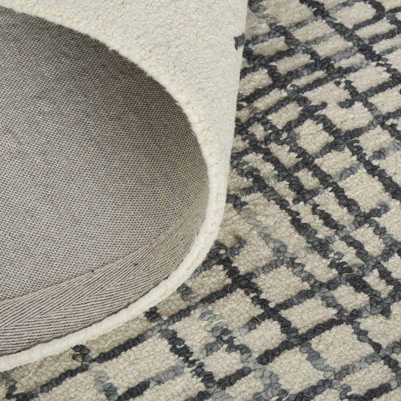 Sixu Stain Resistant Area Rug By HomeRoots - 2' x 3'