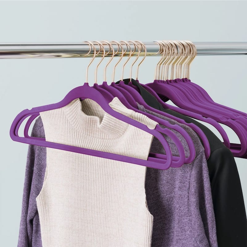 VECELO Mackaylee Velvet Hangers, Non Slip Standard Clothes Hanger Set, Heavy Duty Ivory Hangers(30/50/60/100 Pack)