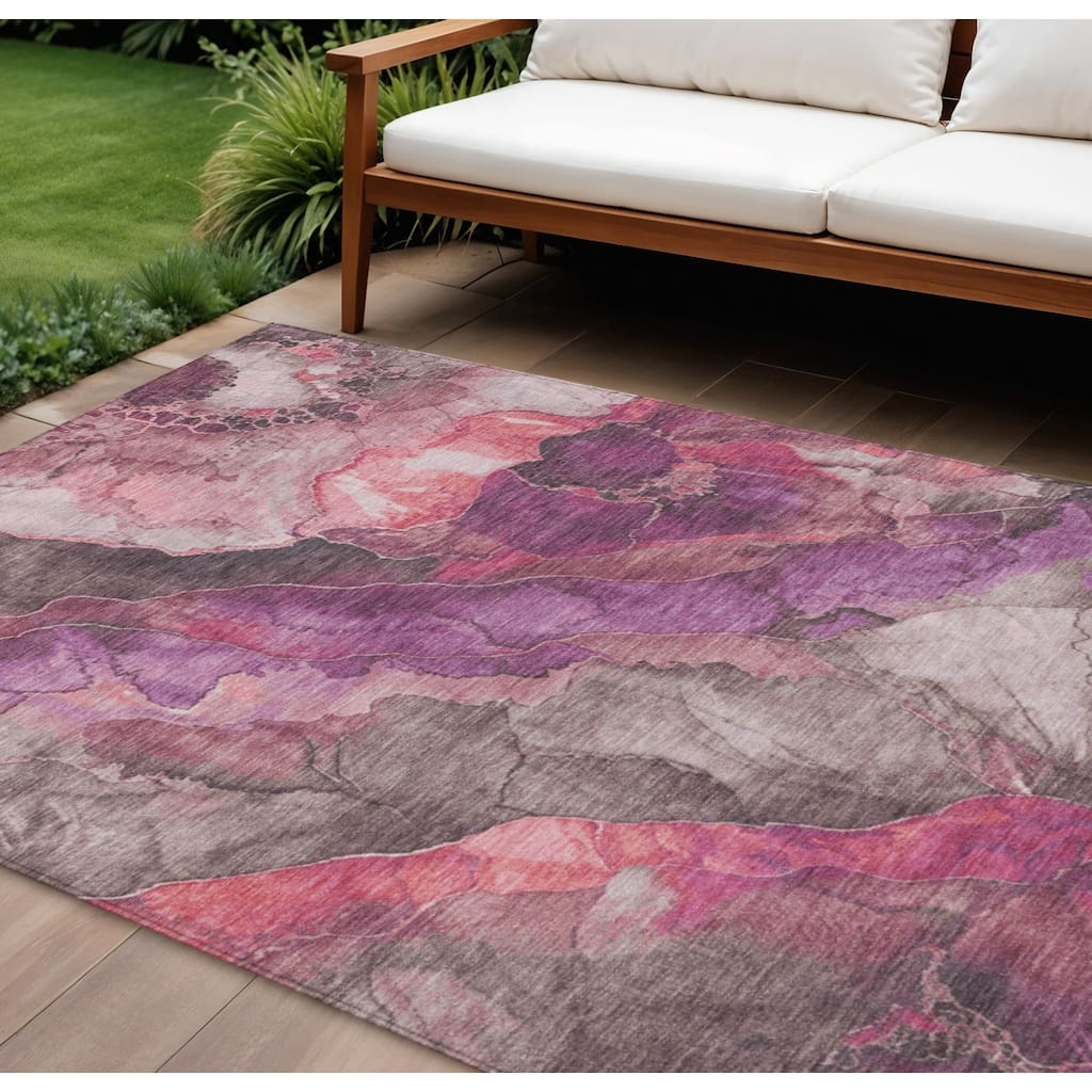 HomeRoots Floral Transitional Rectangle Outdoor Rug