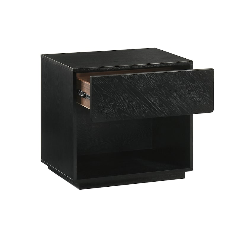 Petra 4 Piece Black Wood King or Queen Bedroom Set