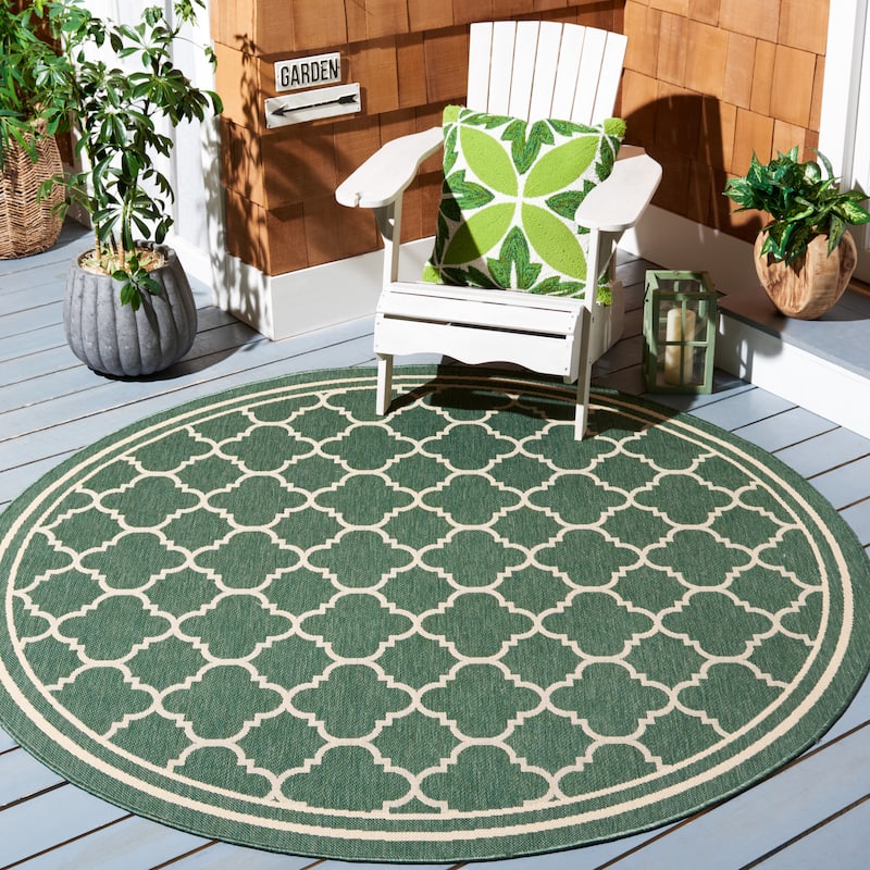 SAFAVIEH Courtyard Kristelle Indoor/ Outdoor Waterproof Patio Backyard Rug