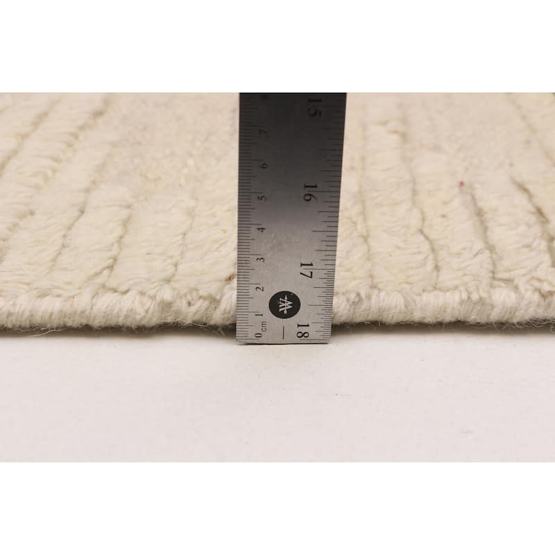 ECARPETGALLERY Hand-knotted Tangier Cream Wool Rug - 8'2 x 10'2