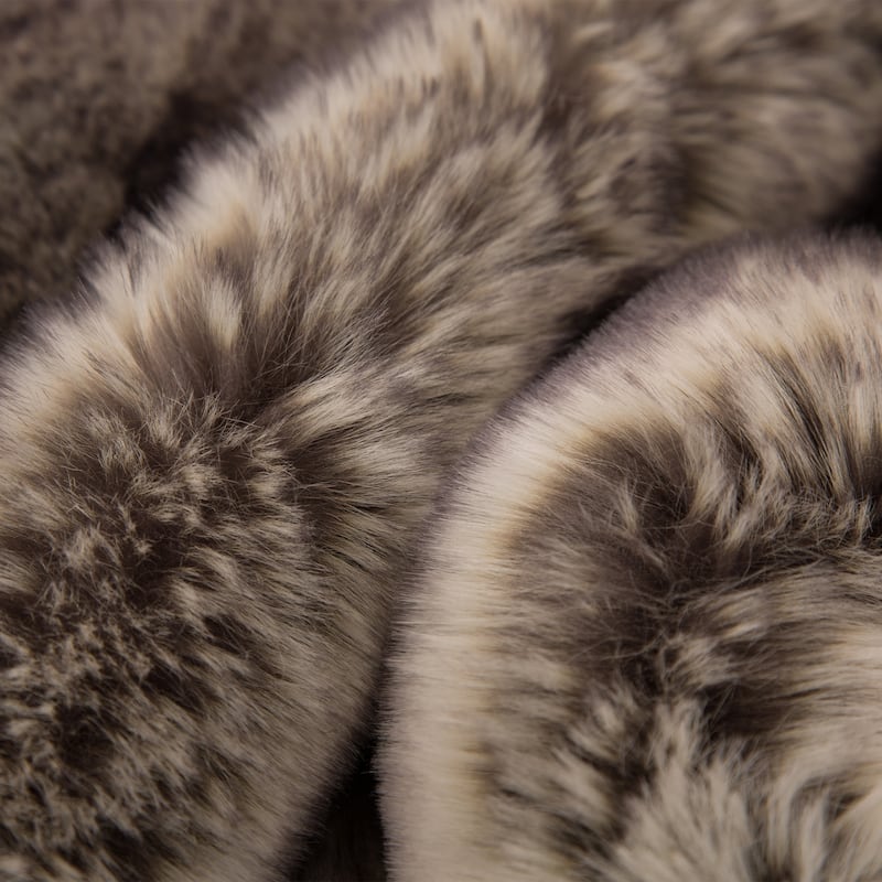 Glitzhome 50"W 60" Luxurious Faux Fur Xmas Throw Blanket