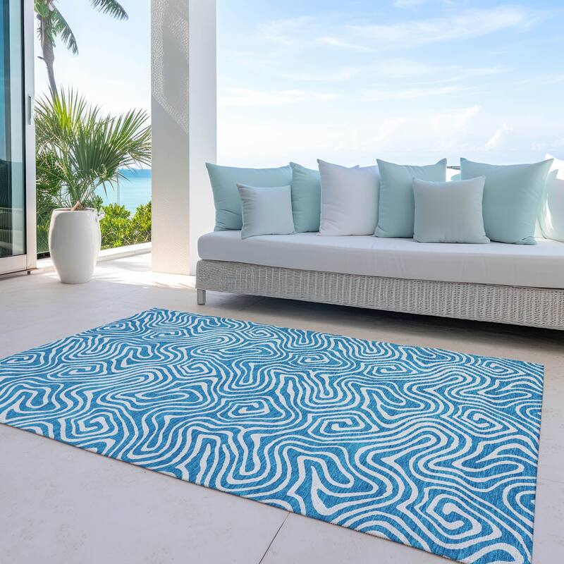 Machine Washable Indoor/ Outdoor Modern Trance Chantille Rug