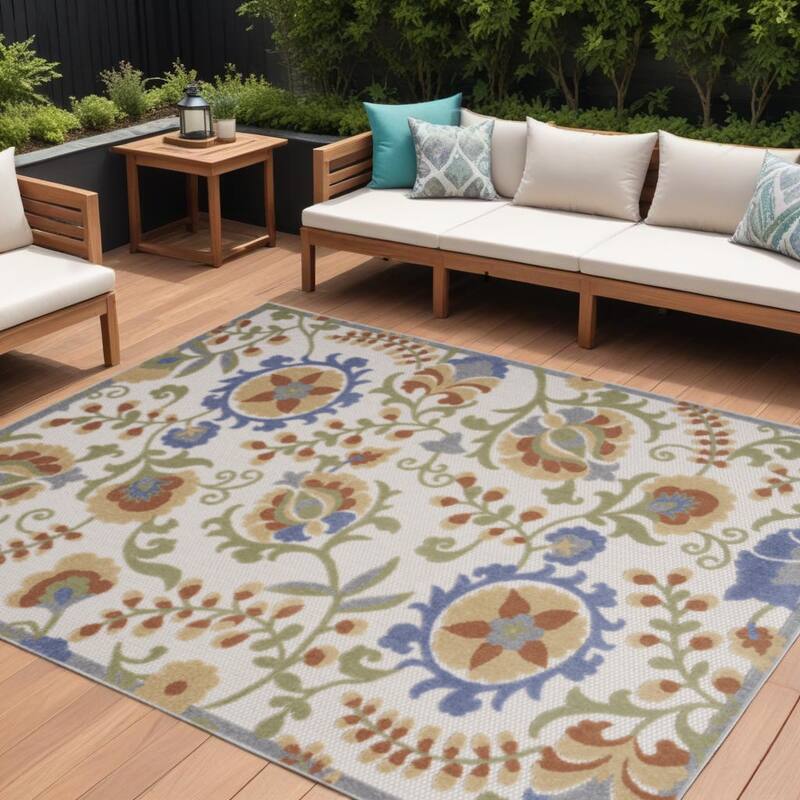 HomeRoots Contemporary Rectangle Outdoor Rug - 6' X 9' - Blue/Ivory - 6' X 9'