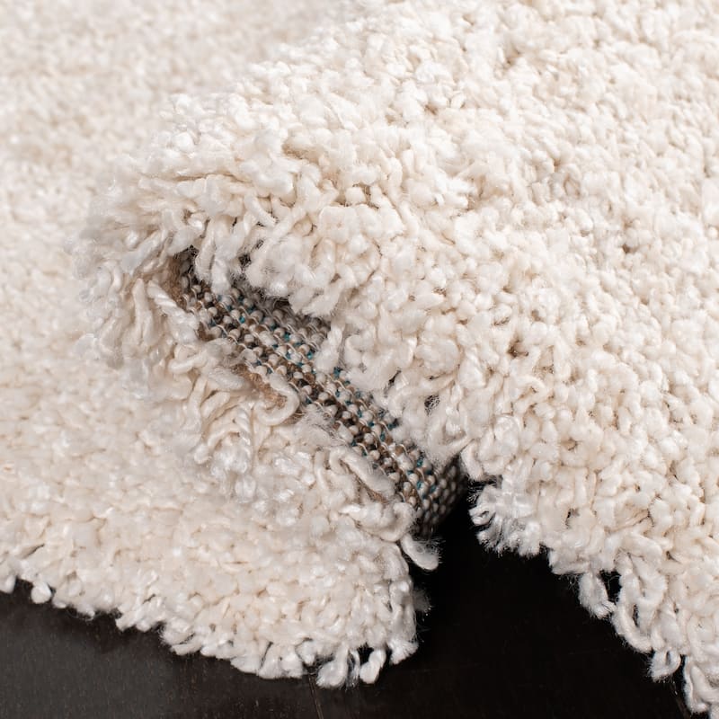 SAFAVIEH Evolution Shag Gwenaele Solid 1.8-inch Thick Rug