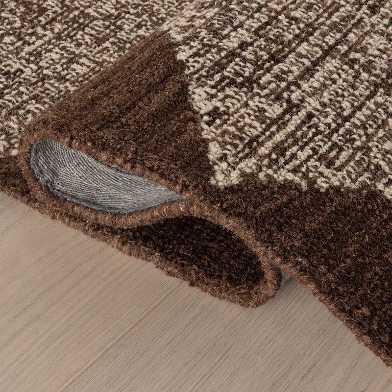Nuloom Nivora Tufted Diamond Area Rug