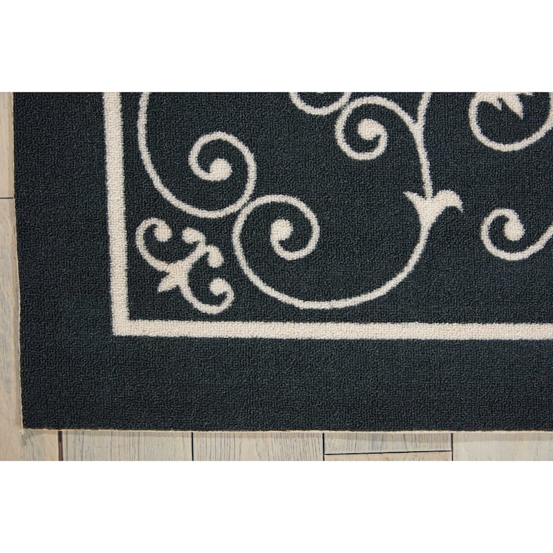 Nourison Scrolling Ivory Vines Indoor/ Outdoor Area Rug
