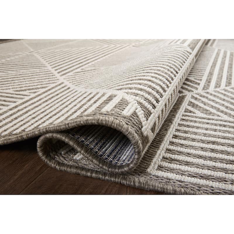 Alexander Home Renee Geometric Modern Indoor / Outdoor Rug