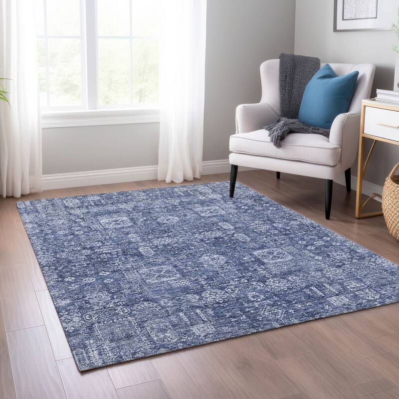 Machine Washable Indoor/ Outdoor Chantille Traditional Vintage Rug - Navy - 2'6" x 3'10"