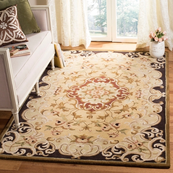 Safavieh Handmade Classic Signa Traditional Oriental Wool Rug