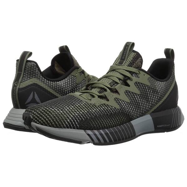 Shop Reebok Men S Shoes Fusion Flexweave Fabric Low Top Lace Up Fashion Sneakers Overstock 28278829 Black Ash Grey Coal White 14