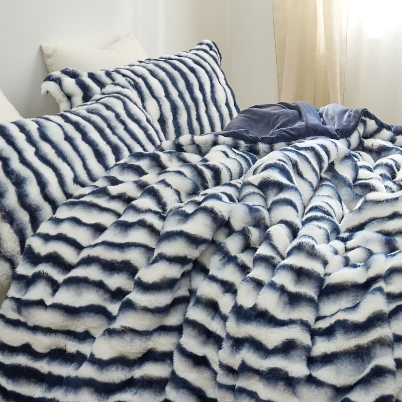 Freezin Waters - Coma Inducer® Oversized Comforter Set - Navy Ocean