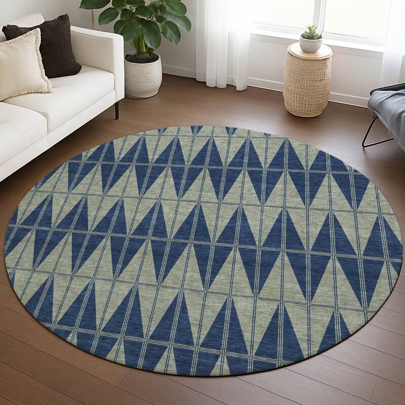 Machine Washable Indoor/ Outdoor Modern Zeke Chantille Rug
