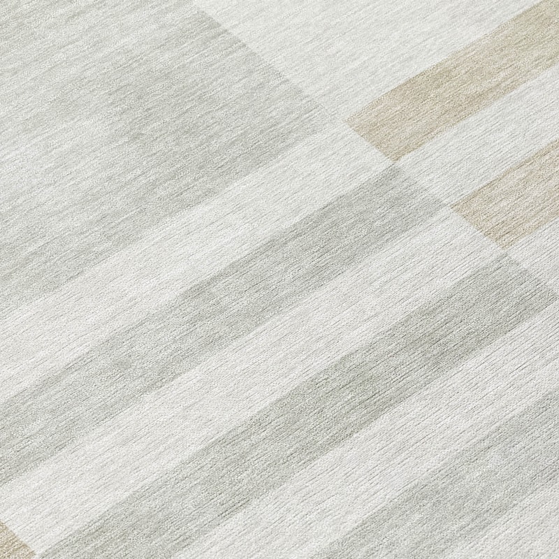Machine Washable Indoor/Outdoor Modern Fusion Chantille Rug