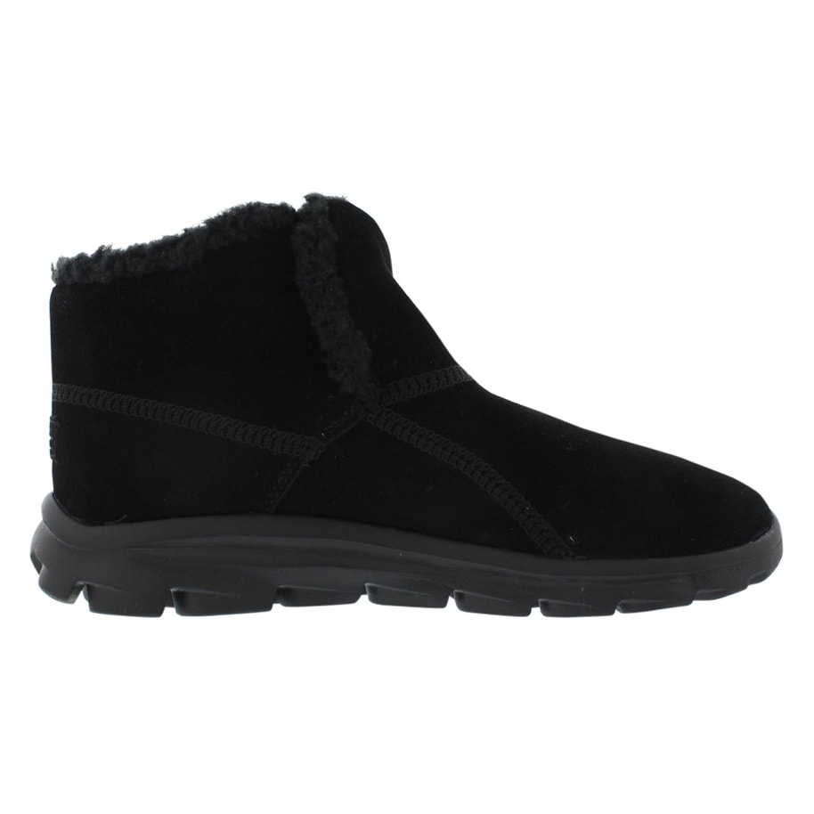 skechers go walk chugga boots