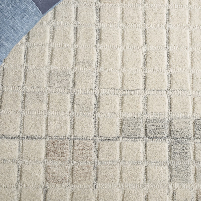 SAFAVIEH Handmade Ebony Rolande Wool Rug