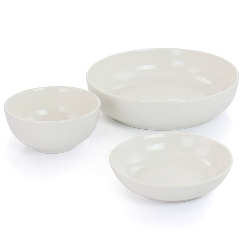 Porcelain Dinnerware 32 Piece Set with 2 Serving Bowls in Daisy