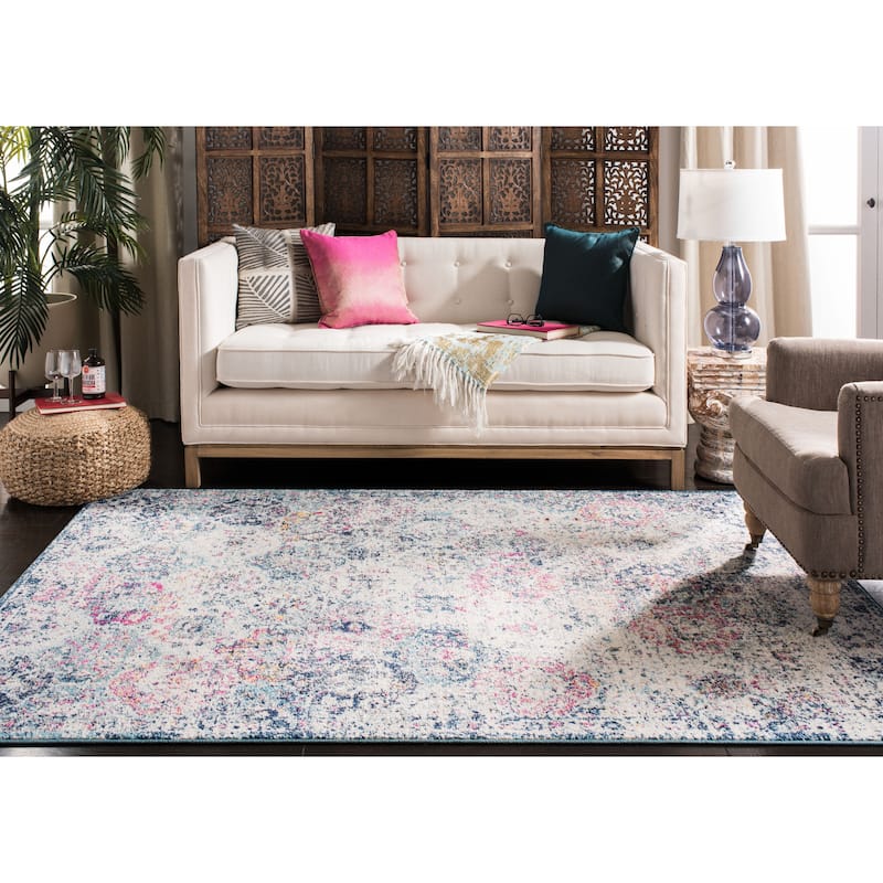 SAFAVIEH Madison Avery Boho Chic Distressed Area Rug