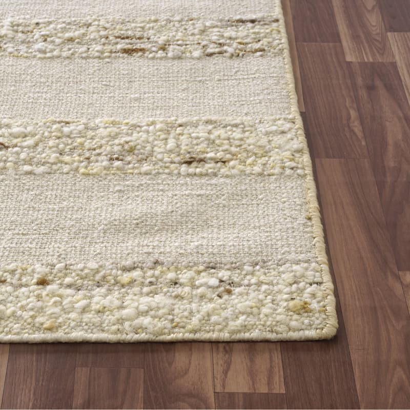 Sevita Ivory/Natural Farmhouse Checkered Area Rug