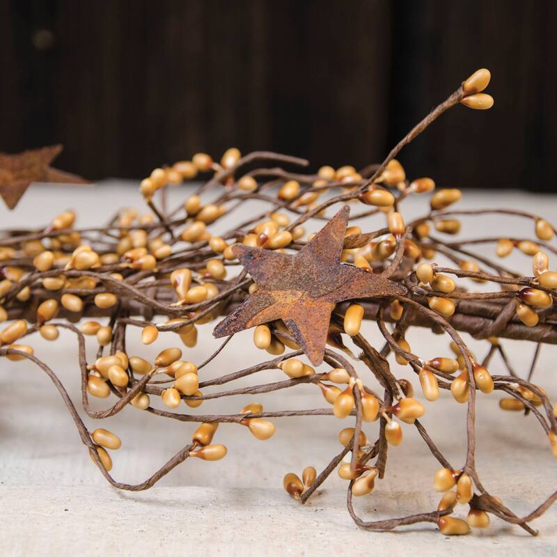 Pip Berry Garland With Stars Old Gold 40" - 40 inches