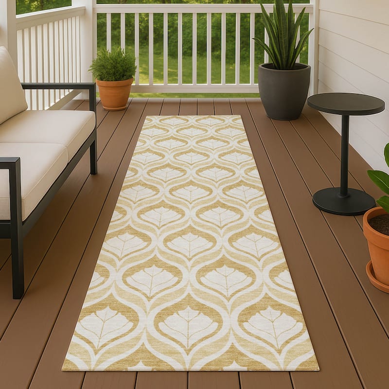 Machine Washable Indoor/ Outdoor Modern Trellis Chantille Rug - Gold - 2'3" x 7'6"