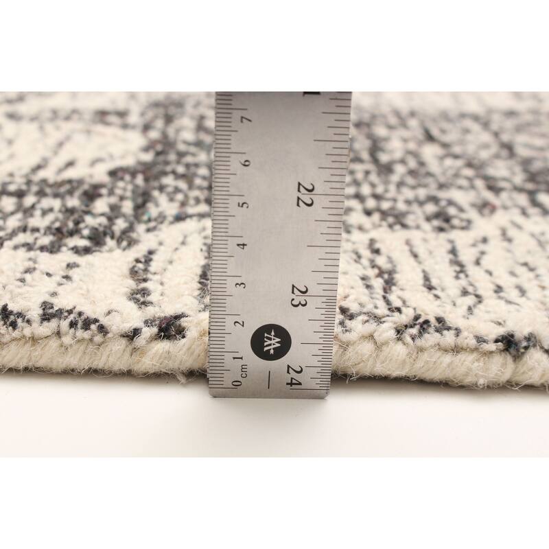 ECARPETGALLERY Hand Tufted Timeless Cream Wool Rug - 5'3 x 7'7