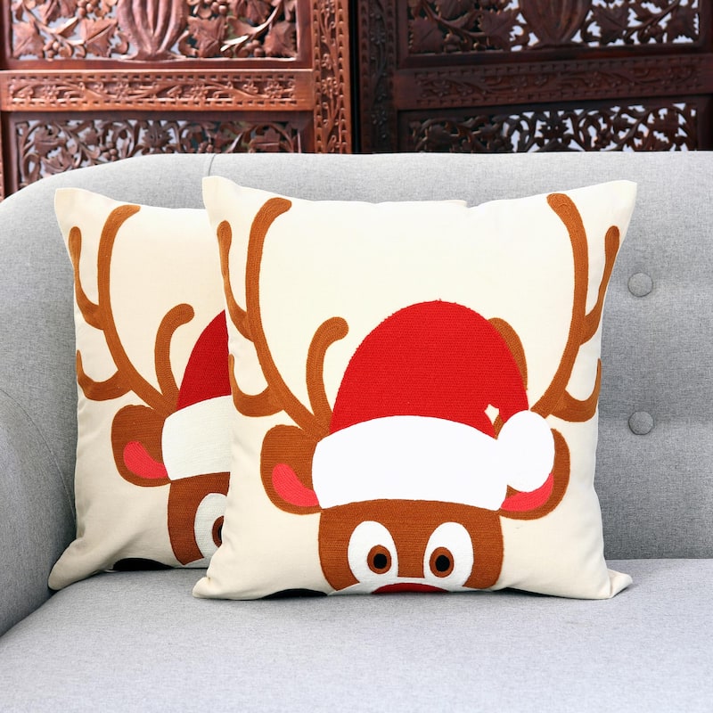 Novica Handmade Whimsical Reindeer Cotton Cushion Covers (Pair)