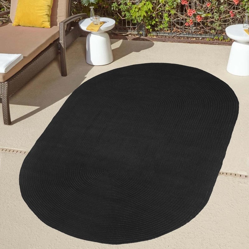 Superior Braided Reversible Indoor/Outdoor Area Rug - 8' X 10' Oval - Black