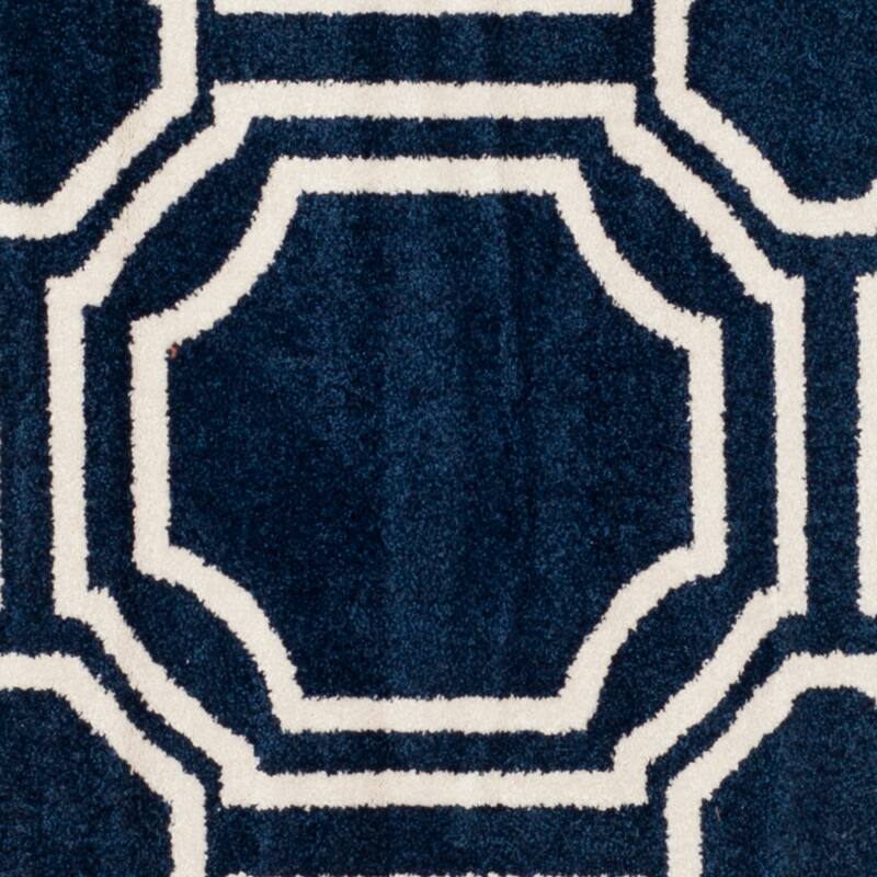 SAFAVIEH Amherst Aleksei Modern Rug